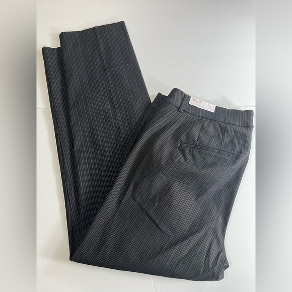 Lane Bryant Pants - NWT Size 20R Straight Pin Stripe Dress Pants